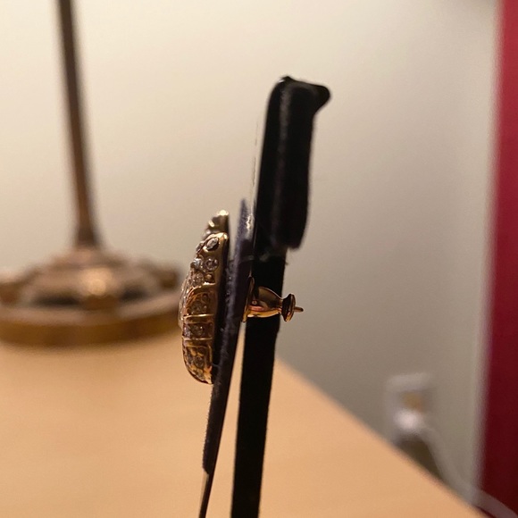 RARE & VINTAGE Monet Premier 14K Gold Post Earrings. NEVER WORN. NWT - Picture 7 of 9